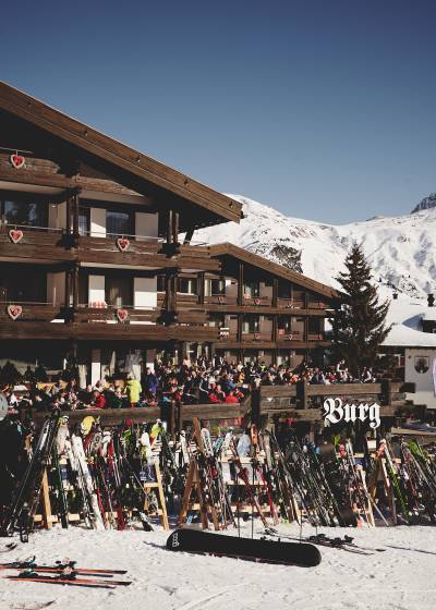 Ski in & ski back out in Oberlech - Burg Hotel Oberlech